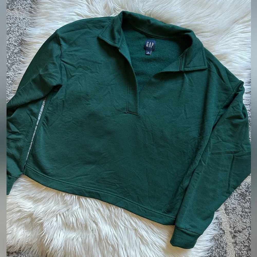 GAP Johnny collar pullover sweatshirt